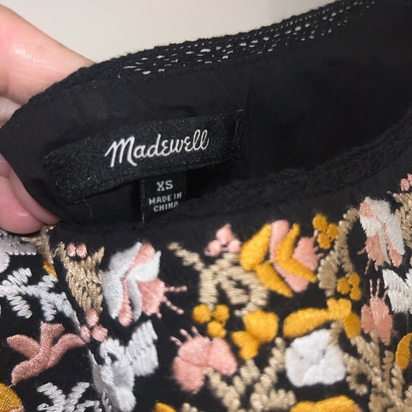 Madewell Top Womens XS Black Embroidered Floral Boho Short Sleeve Blouse Shirt - Picture 2 of 7